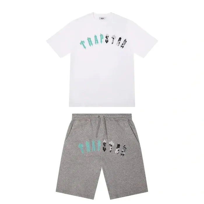 TRAPSTAR IRONGATE ARCH CHENILLE SHORT SET - GREY SEA BLUE TRAPSTAR IRONGATE ARCH CHENILLE SHORT SET - SZARO-MORSKI BŁĘKIT
