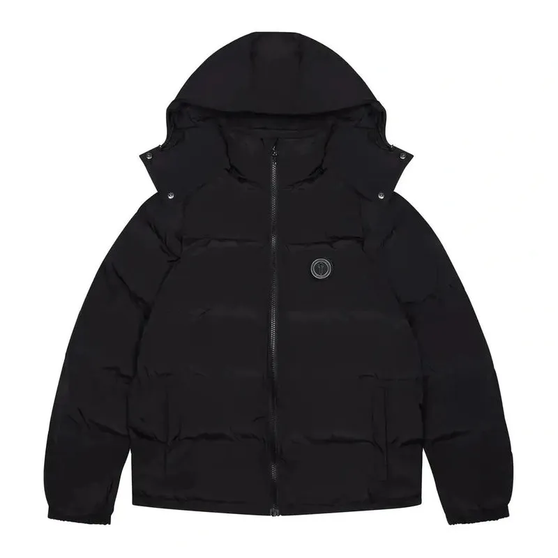 TRAPSTAR IRONGATE DETACHABLE HOODED PUFFER JACKET - 2023 BLACKOUT EDITION ODPIĘTA KURTKA PUFFOWA Z KAPTUREM TRAPSTAR IRONGATE – EDYCJA BLACKOUT 2023