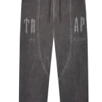 trapstar-deconstructed-dekoded-oil-wash-jogger (1)