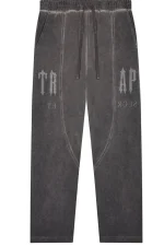 trapstar-deconstructed-dekoded-oil-wash-jogger (1)